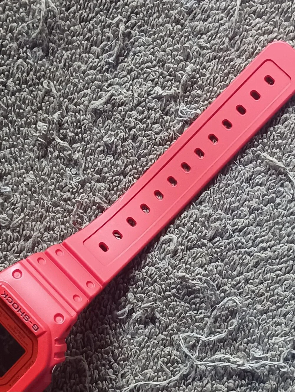CASIO G-SHOCK DW5600 CLASSIC ( UNISEX )